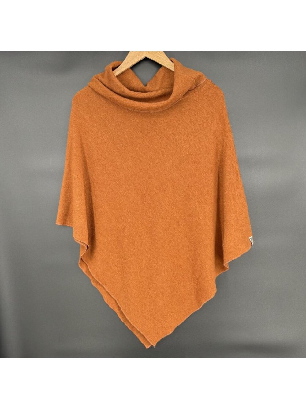 Kavu Womens Burnt Orange Knit Poncho Sweater One Size Cozy Turtleneck Canada